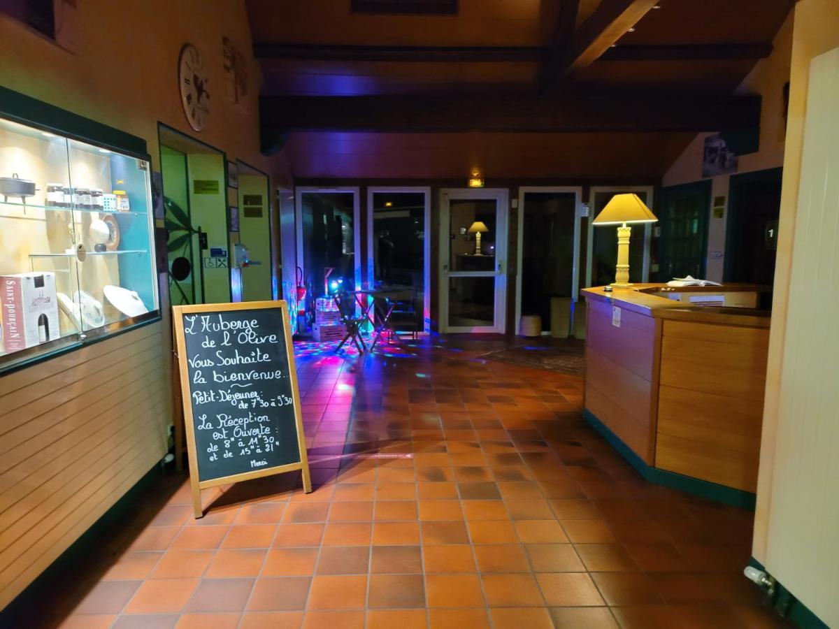 L'Auberge De L'Olive Dompierre-sur-Besbre Exterior foto